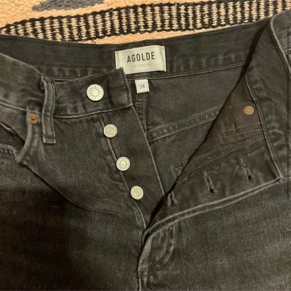 Agolde Dark Denim Frayed Jean Shorts | Sz: 24 - Picture 3 of 4